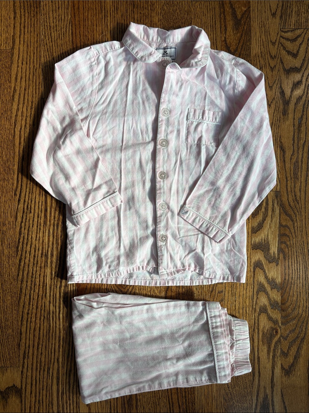 Petite Plume Twill Pajama Set in Pink Gingham, size 6. Excellent condition